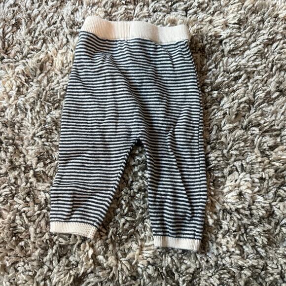H&M Newborn Baby Cotton Sweater Set Outfit Black Stripe Cardigan Pants Newborn - Picture 6 of 8